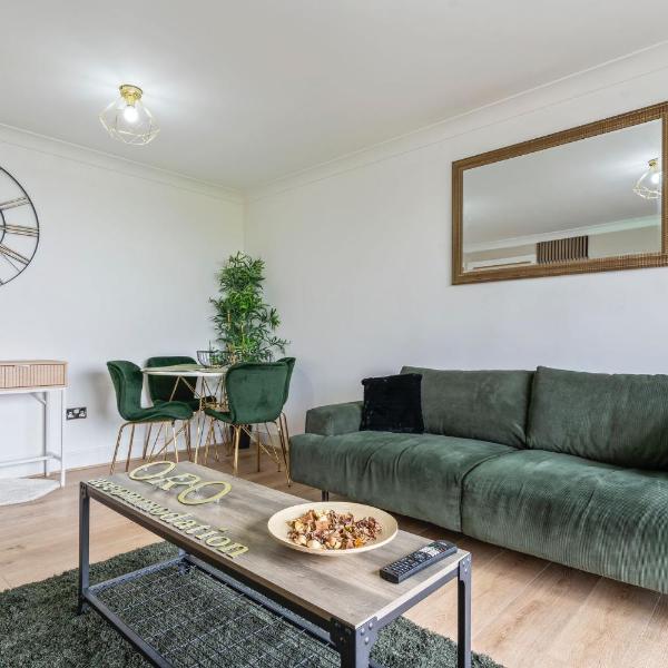 Central Birmingham 2 Bed with Balcony and City Views, Birmingham
