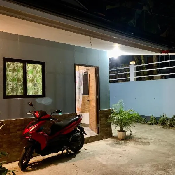 Altheos Place Romblon Cottage 1, hotel in Romblon
