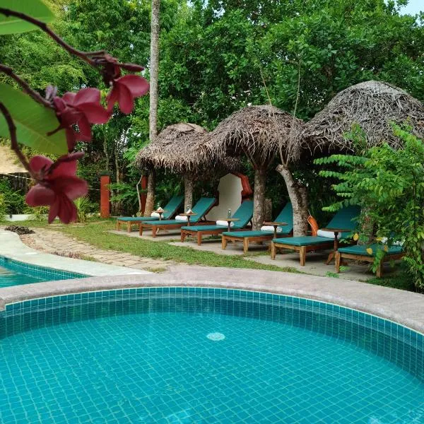 Marari Beach Bungalow Resort Alleppey, hotel in Mararikulam