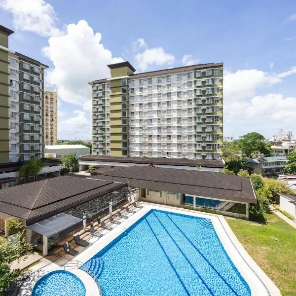 Studio Unit Near IT Park, SM and Ayala with Pool, Balcony and Fast Wifi, hotel in Mandaue City