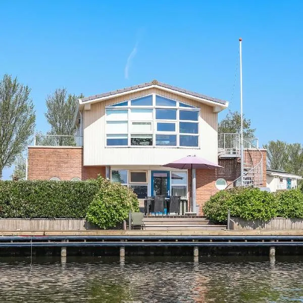 Watervilla Workum, hotel in Workum