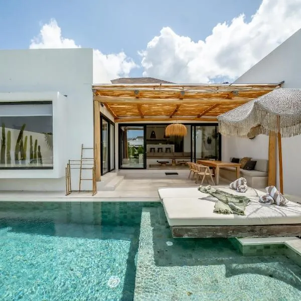 Villa Rosado Canggu, hotel a Tumbak Bayuh