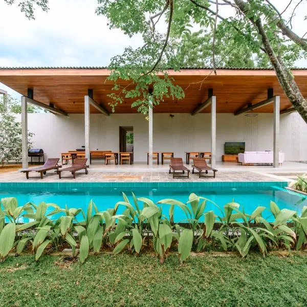 Four Chalets Yala, ξενοδοχείο σε Tissamaharama