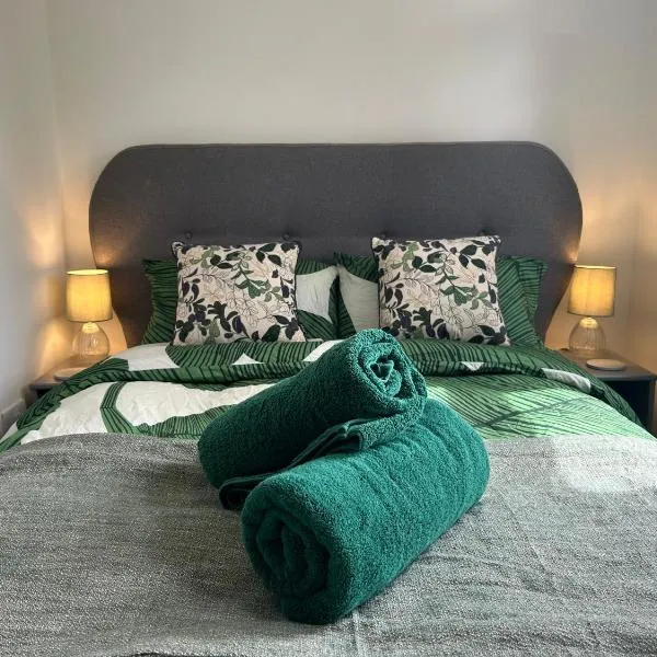 Urban Escape Entire Apartment Near Uni and Hospital, hotel a Southampton