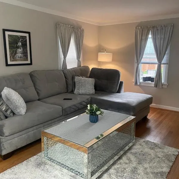Home in Anderson Township, Hotel in Cincinnati
