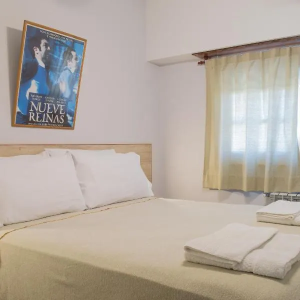 Viesnīca Hotel de Cine Las Golondrinas pilsētā Vilja Gesella