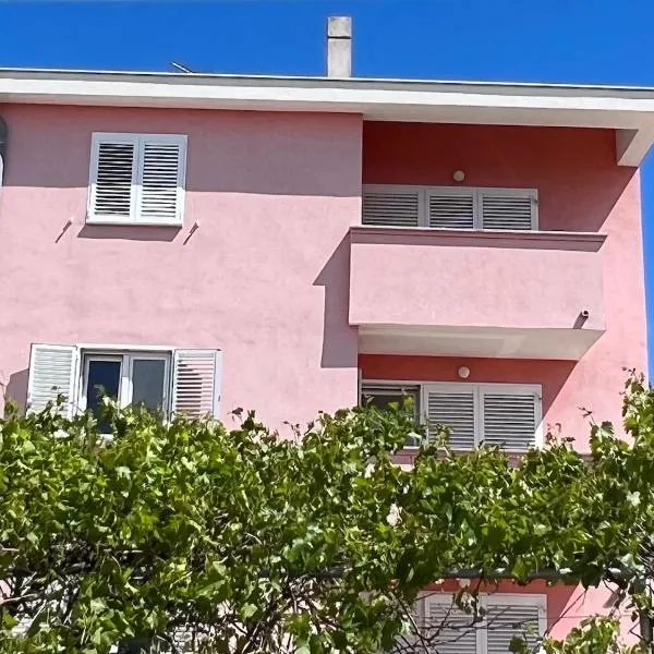 Laguna Apartments, hotel v destinaci Punat