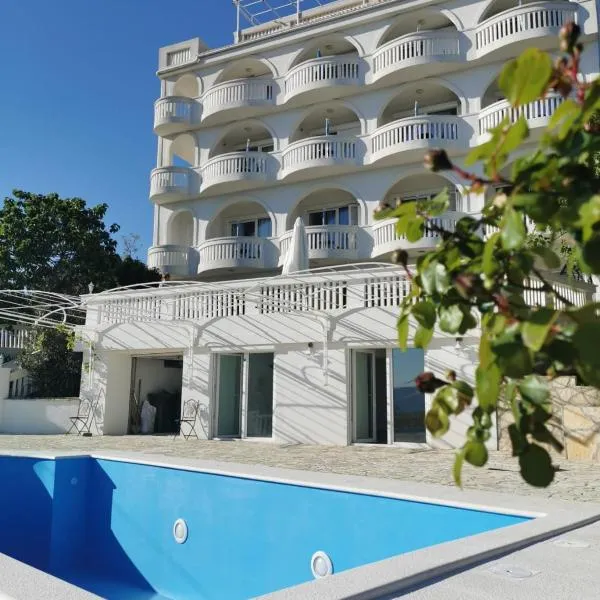 Villa Bellevue, hotel in Novi Vinodolski