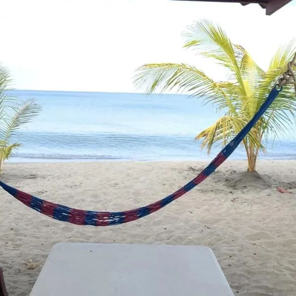 Villa Las Mellizas, отель в городе Пуэрто-Армуэльес