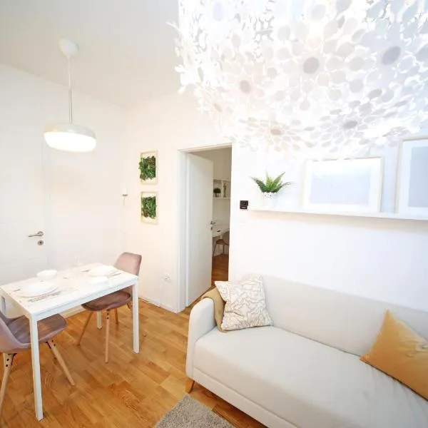 Apartment Fala - self check-in 0-24, fast wi fi, city center, hotel in Zagreb