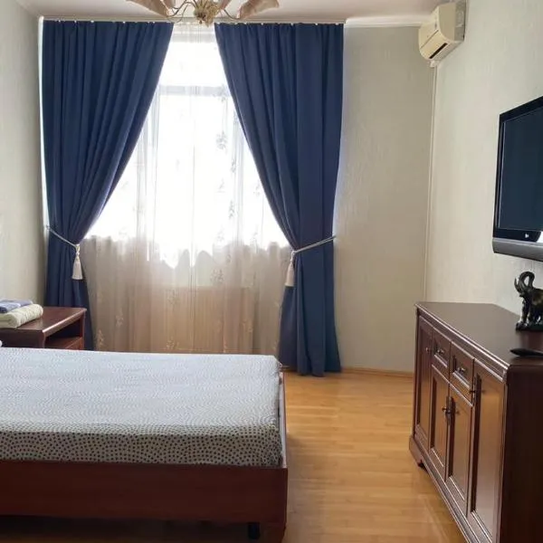 Comfortable apartment on the Obolon, hotel v Kyjevě