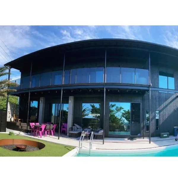 IRAGO ART HOTEL THECAPE, hotel in Irago