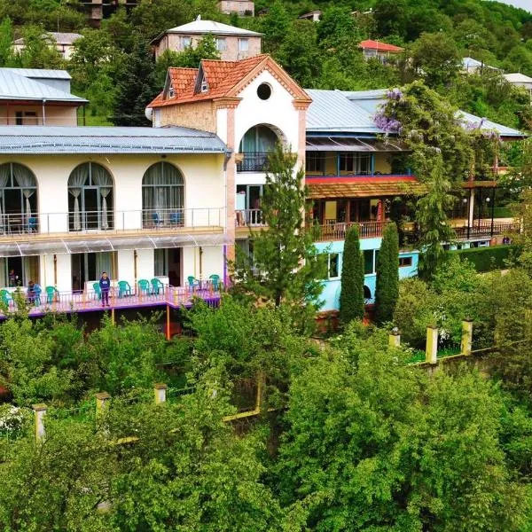 Casanova Inn - Boutique Hotel, хотел в Дилиян