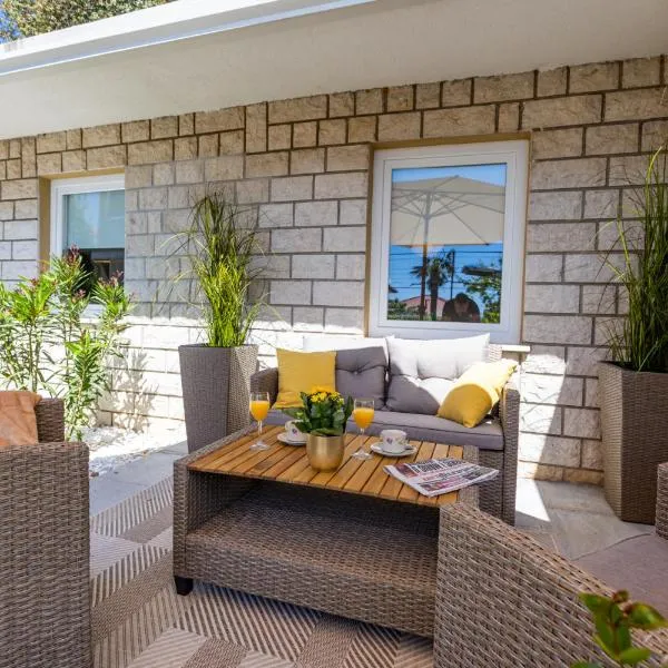 Villa Marica Tiny House in Krk city centre, hotel v destinaci Krk