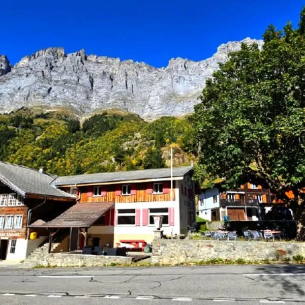 Gadmen Alpenrose, Switzerland, hotel in Gadmen