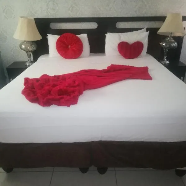 The Tamek Palace Hotel, hotel in Palapye