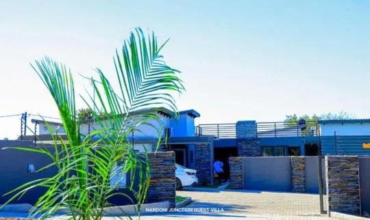 Nandoni Junction GuestVilla, Nandoni Thohoyandou, hotel en Vendaland