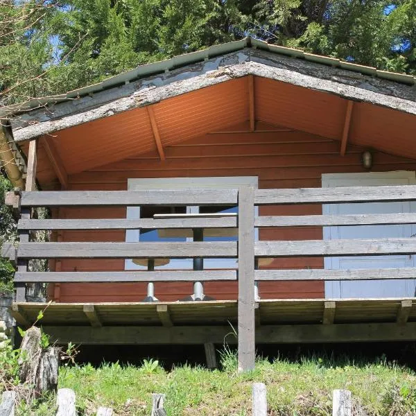 chalet au cœur des bois、ラ・サルヴタのホテル