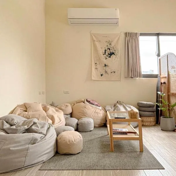 Lunos homestay, hotel in Magong