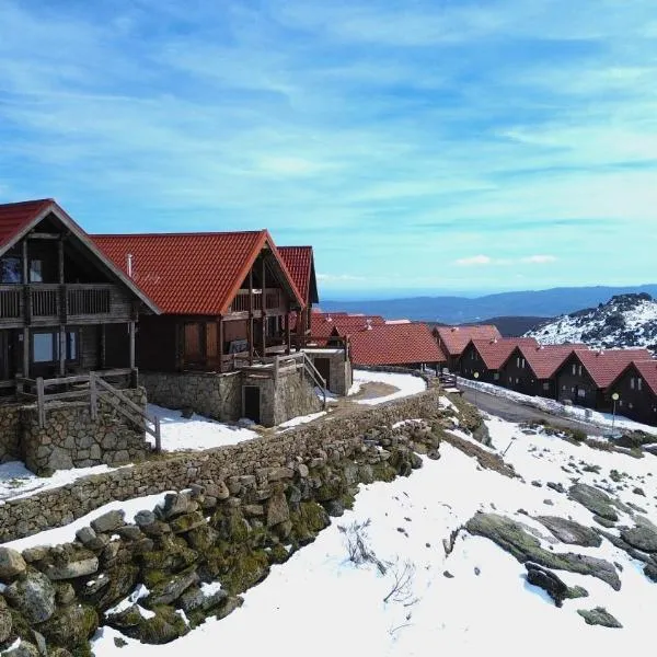 Chalé de Montanha com sons de rio, готель у місті Cortes do Meio