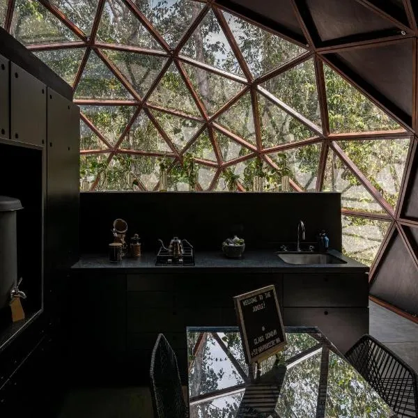 Glass House, hotel in Puerto Morelos