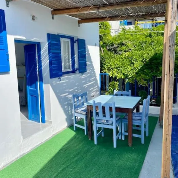 De La Roca, ξενοδοχείο στον Όρμο Αιγιάλης