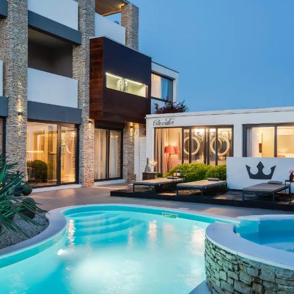 Boutique Hotel Chevalier by Bura Hotels - Adults Only, hotel v Medulinu