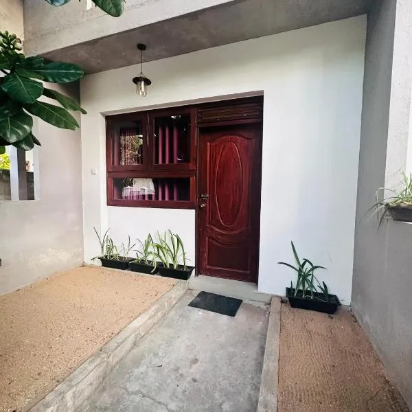 Sera 86 Airport Transit Stay, hotel v destinaci Katunayaka