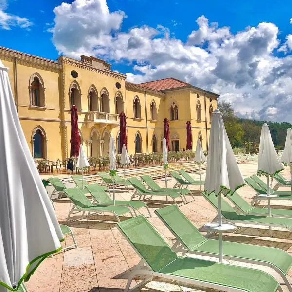 Parc Hotel San Pietro, hotel em Spiazzi Di Caprino