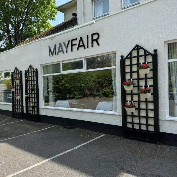 The Mayfair Hotel，位于伯恩茅斯的酒店