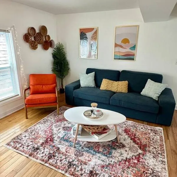 Boho Bliss - 1Br, 1Bath w/Patio!, hotel in Chicago