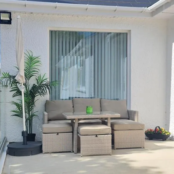 Annie's House with Thermal Health Spa，位于莫维尔的酒店