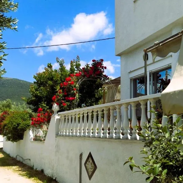 Amalia's Maisonette, hotel en Marathos