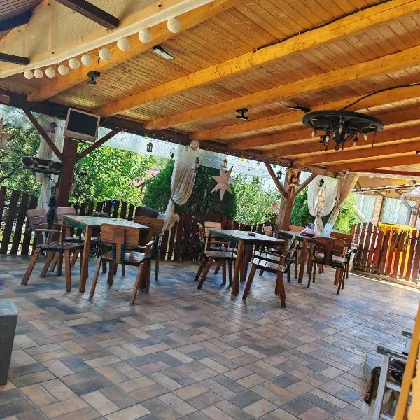 La Popica, Hotel in Tîrnăveni