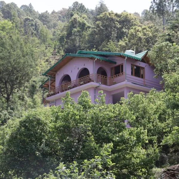 Ekantha Homestays & Resorts, hotel in Mukteswar
