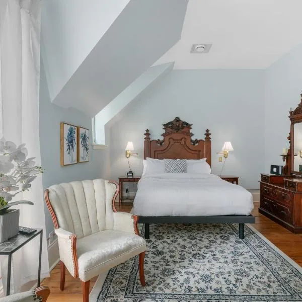 Manoir Sweetsburg, hotel v destinaci Cowansville