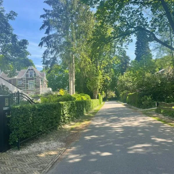 Huisje Hendrik, hotel en Baarn
