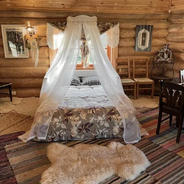 Tagavälja talu Cottage and Sauna on a farm B&B, rural experience, Hotel in Atsalama