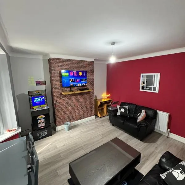 Giga Residential 4 Bedrooms, 8 guests , Near City Centre, Arcade Machine, Sky TV, Netflix, Free Wifi, Free Parking, hotel v destinaci Newcastle upon Tyne