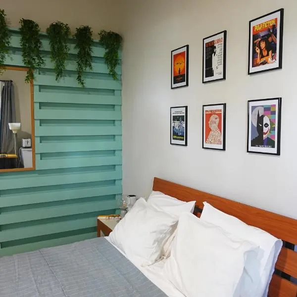 Under the Palms, ξενοδοχείο στη Λευκωσία