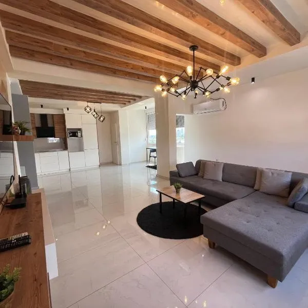 Old Town Square Apartment, hotell i Skopje