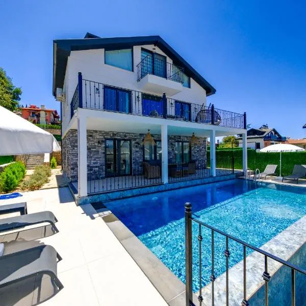 Lycian Seaside Family-Friendly Luxury Villa Hisaronu, Ovacik by Sunworld Villas Fethiye, hôtel à Fethiye