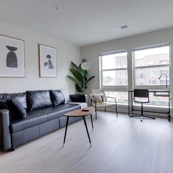 Charming Condo with Nice Amenities at Alexandria, hotel v destinaci Alexandria