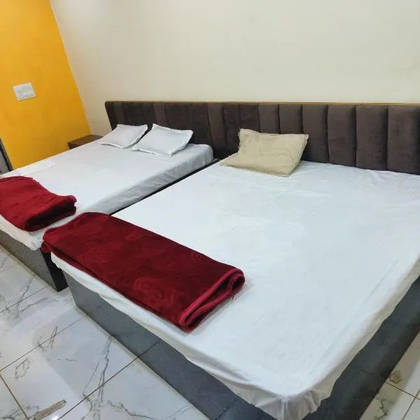 Kumkum gest house, hotel v destinaci Udždžain