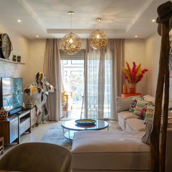 Magnifique appartement moderne de 2 chambres avec piscine à 10 min du centre de Marrakech, hotel in Marrakech