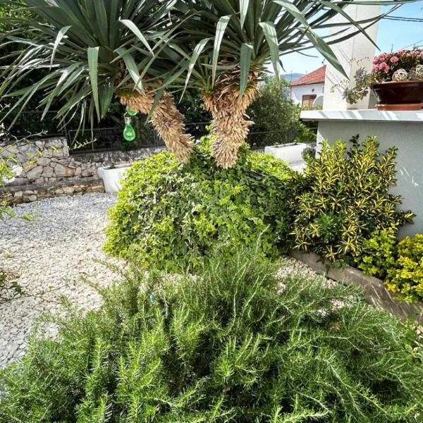 Apartmani Grgić, ξενοδοχείο στο Τρογκίρ