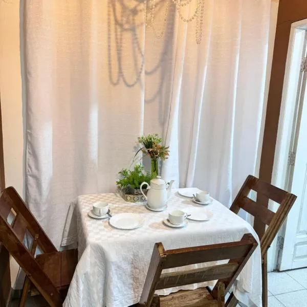 Acogedor independiente-Casa JH B, hôtel à Santa Cruz de la Sierra