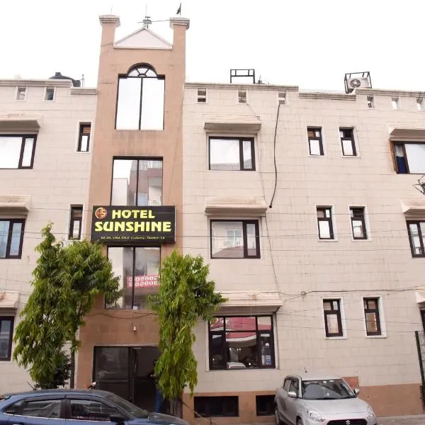 Hotel Sunshine, hotel em Gurgaon