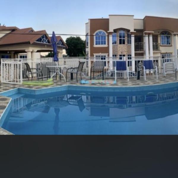 Mr Nti’s Lodging House, Oheneba Kokobin