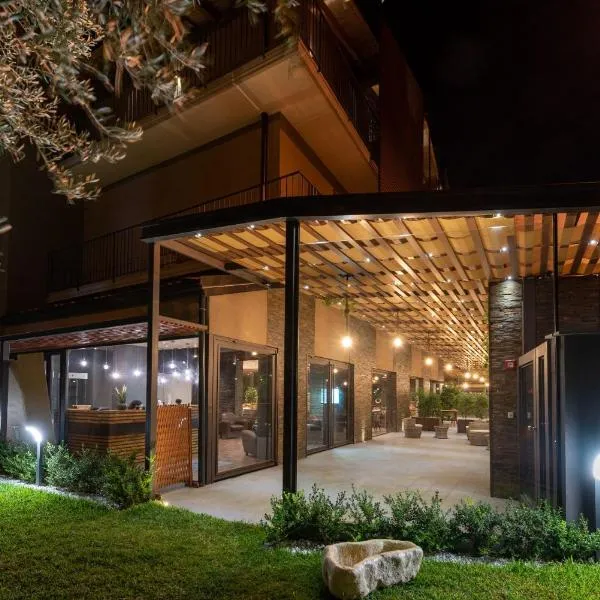 Corten Hotel, khách sạn ở Santa Maria di Licodia